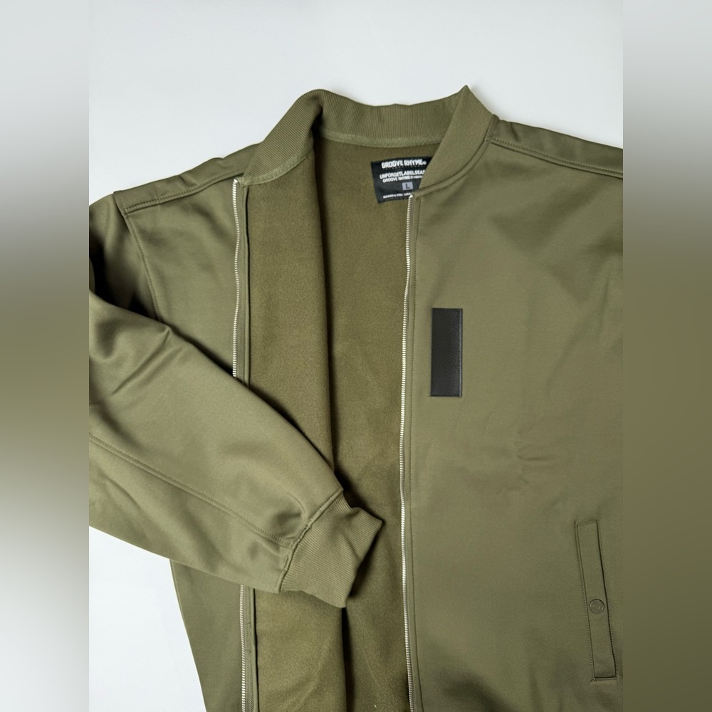 NWT Groove Rhyme| Fleece Bomber Jacket Unisex Style | Khaki | Size L - Picture 4 of 8